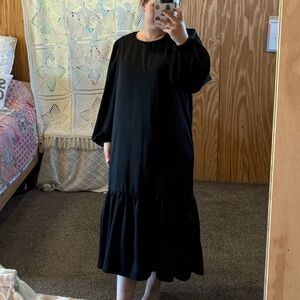 Elegant Black Long Sleeve Dress